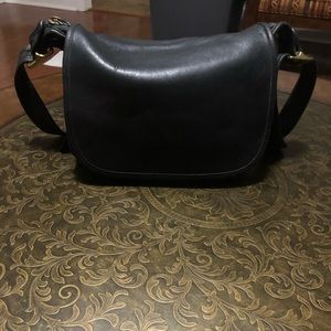 100% Authentic Coach Extra Large Shoulder Bag